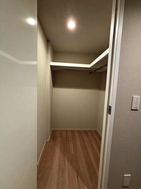 収納　ウォークインクローゼットです