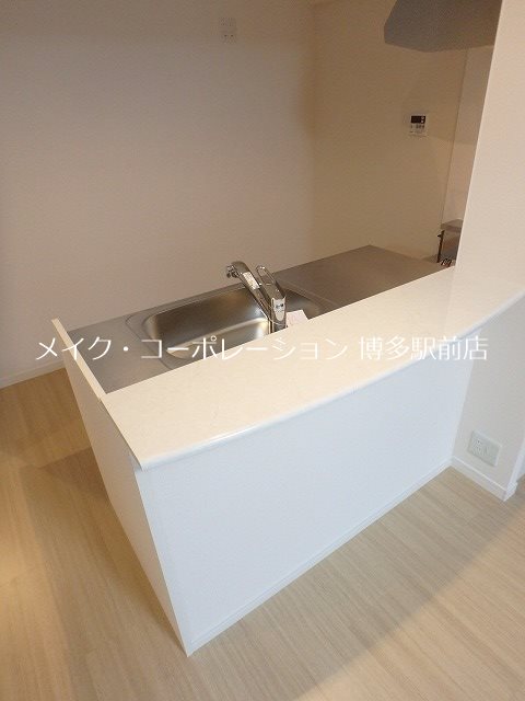 キッチン　同施工の別物件新築時写真です。参考までにご確認下さい。
