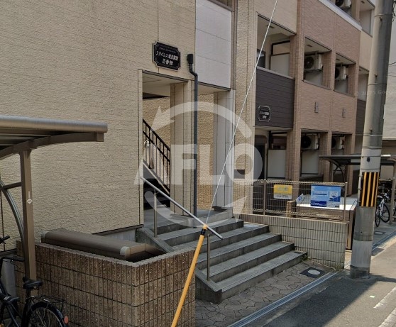 エントランス　フジパレス城東諏訪III番館　エントランス