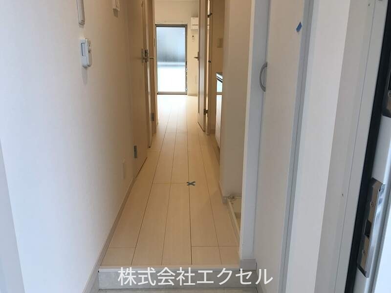 玄関　シューズボックス完備