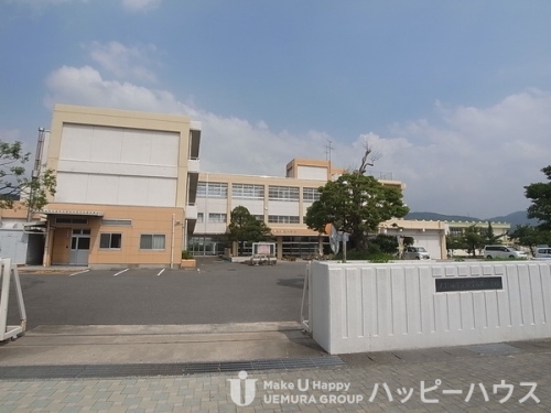 小学校　御笠の森小学校（小学校）まで441m