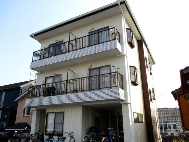 建物外観　2018年2月撮影