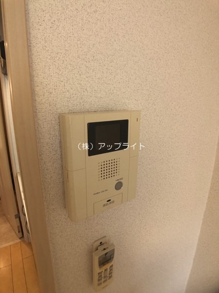 セキュリティ　モニター付インターホン