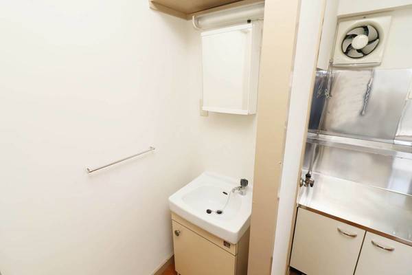 洗面設備　ビレッジハウスの同一物件・同一タイプの間取りの写真です