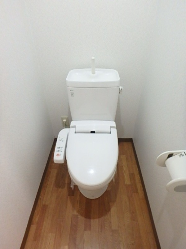 トイレ　図面と現状に相違がある場合には現状を優先