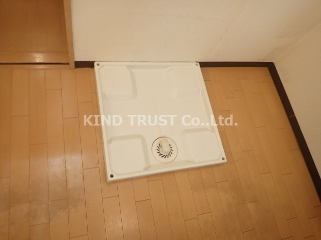 その他設備　室内洗濯機置き場です