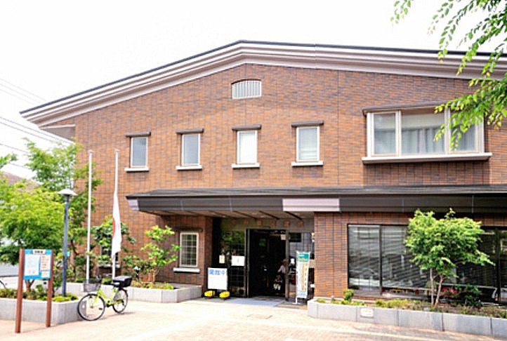 図書館　杉並区立下井草図書館（図書館）まで873m