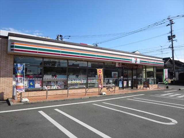 その他　セブンイレブン八代八幡町店（その他）まで565m