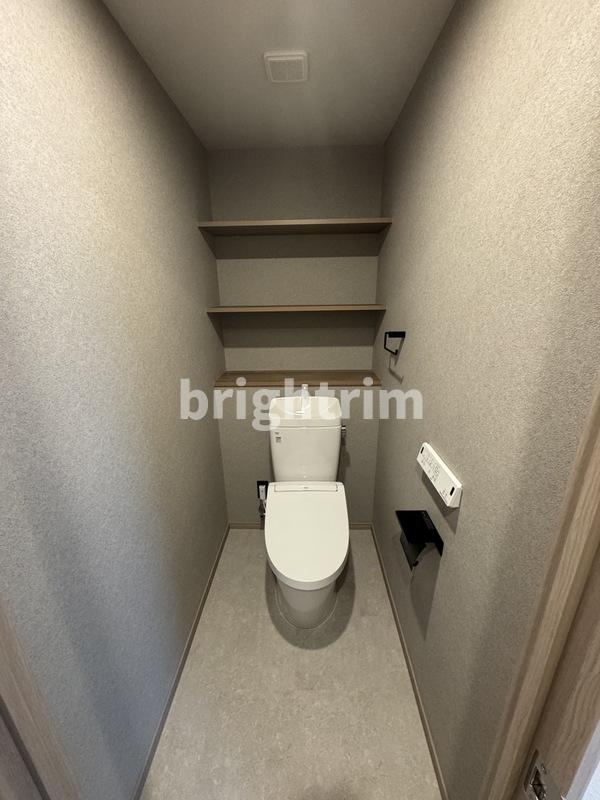 トイレ　広々と使いやすいトイレです