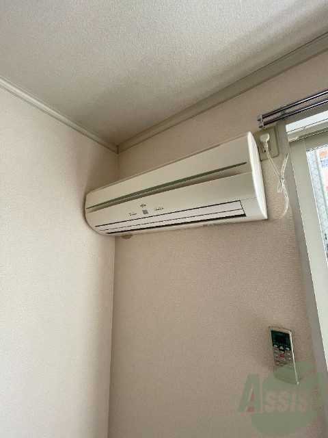 その他設備　エアコンは入居時から付いてるので、引っ越してすぐ使えます。