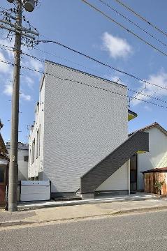 建物外観　外観写真（昼）