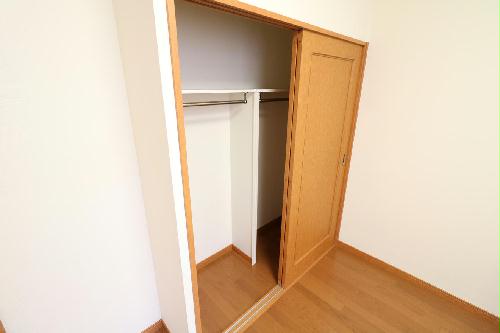 収納　大型クローゼットにより女性の方でも収納が安心！