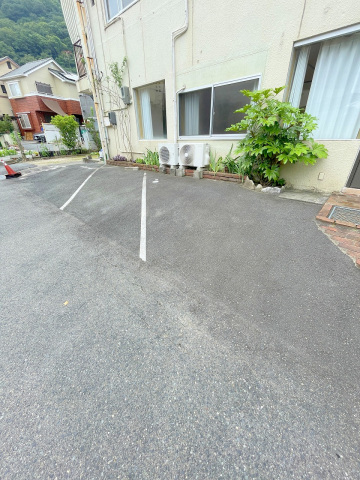 スーパー　フジ海田店（スーパー）まで353m