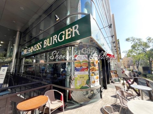 飲食店　フレッシュネスバーガー　山下（飲食店）まで80m