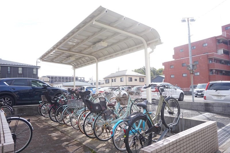 その他共有部分　屋根付き駐輪場