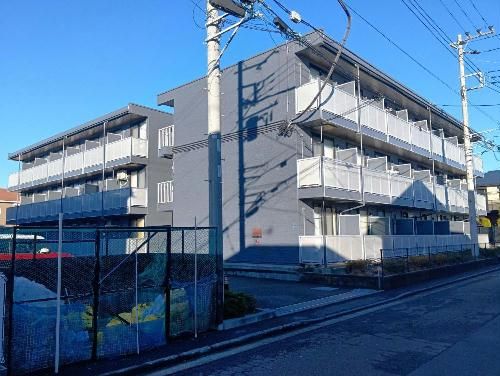 レオパレス菱沼の外観写真