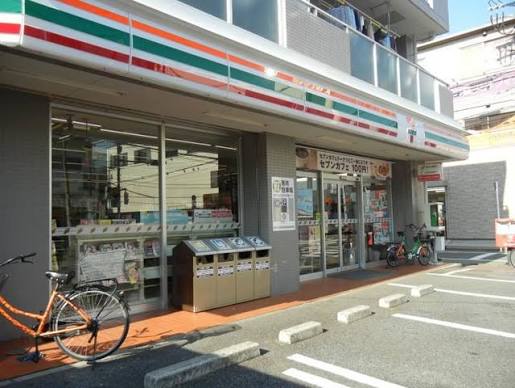 コンビニ　セブンイレブン蓮根店（コンビニ）まで49m