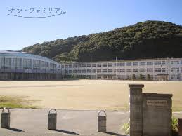 中学校　豊川市立御津中学校（中学校）まで551m