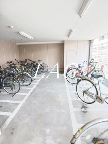 その他共有部分　駐輪場です。