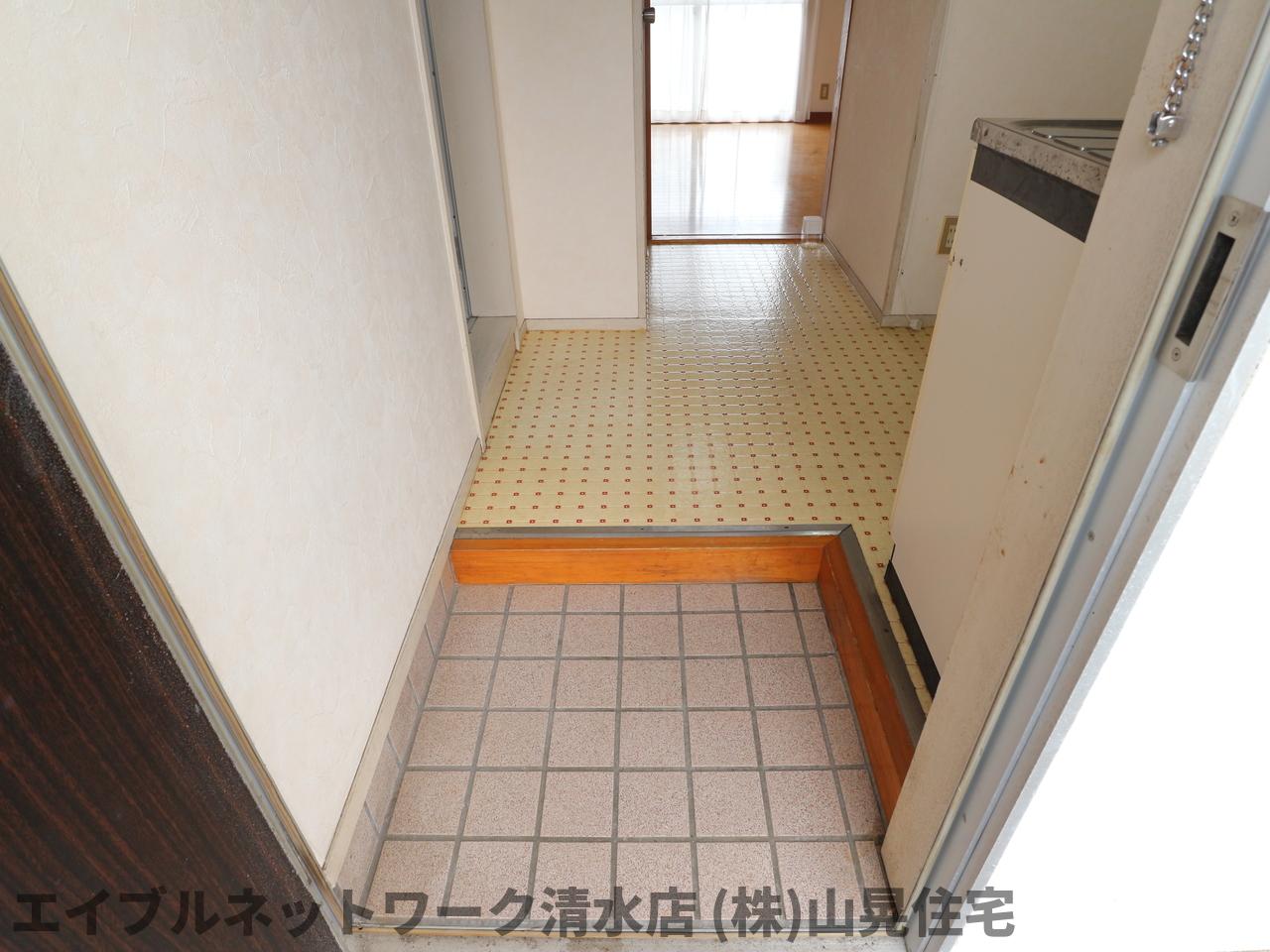 コーポ新川の玄関写真