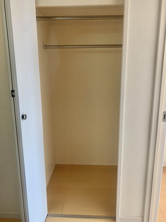 収納　※別部屋の参考写真です