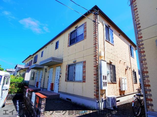建物外観　落ち着いた雰囲気の外観です