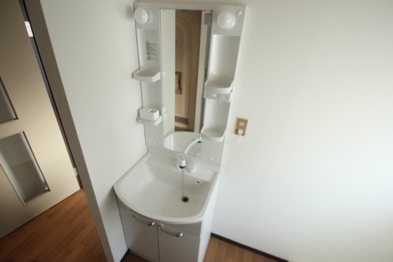 洗面設備　※別部屋の写真です。