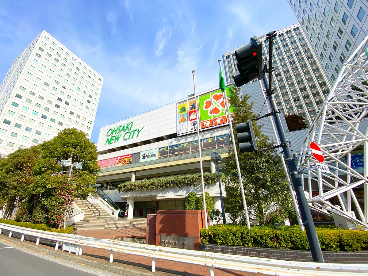 スーパー　ライフ大崎ニューシティ店（スーパー）まで712m