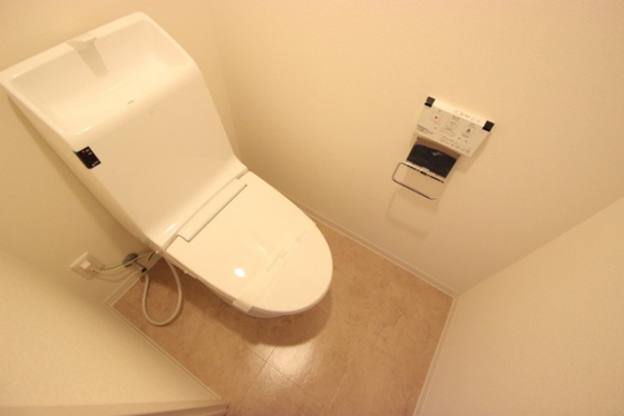 トイレ　※別部屋の写真です