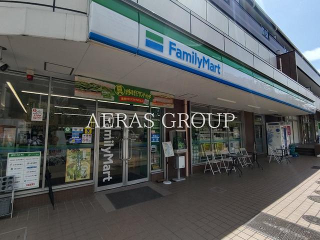 コンビニ　ファミリーマート こどもの国店（コンビニ）まで37m
