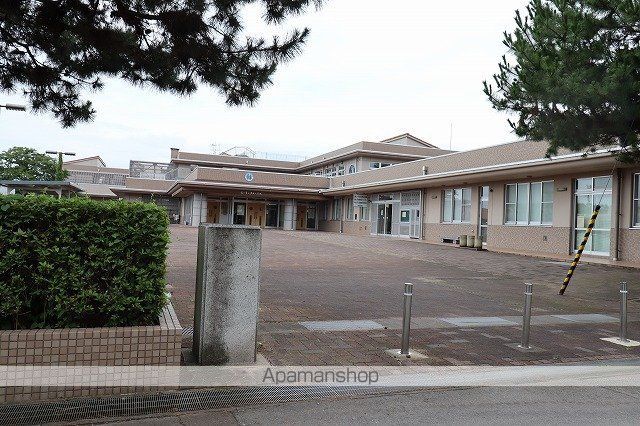 小学校　岩瀬小学校（小学校）まで4154m