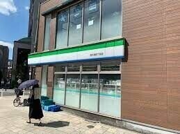 コンビニ　ファミリーマート西天満四丁目店（コンビニ）まで90m