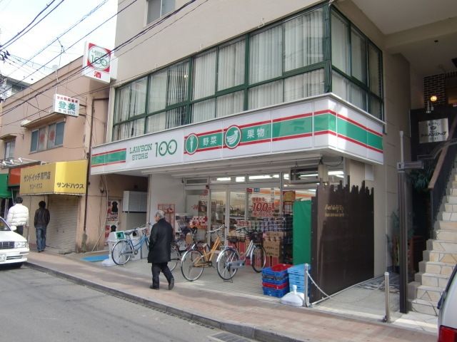 コンビニ　ローソンストア100市川欠真間店（コンビニ）まで384m