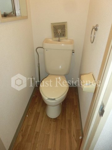 トイレ　別部屋参考写真！