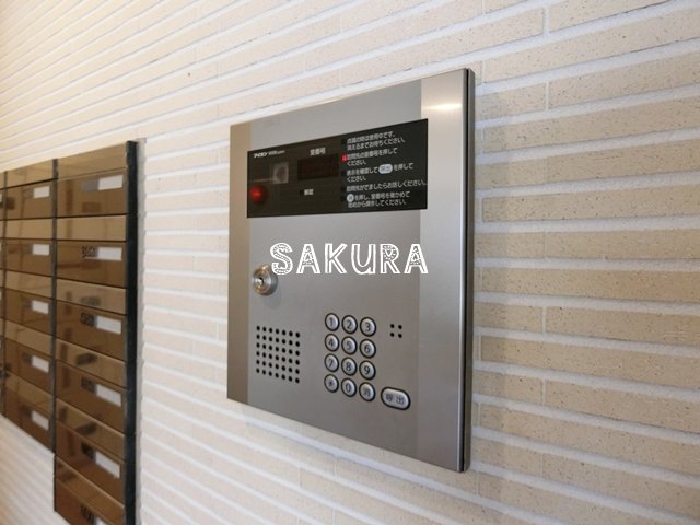 セキュリティ　女性の方でも安心のモニター付きオートロック♪