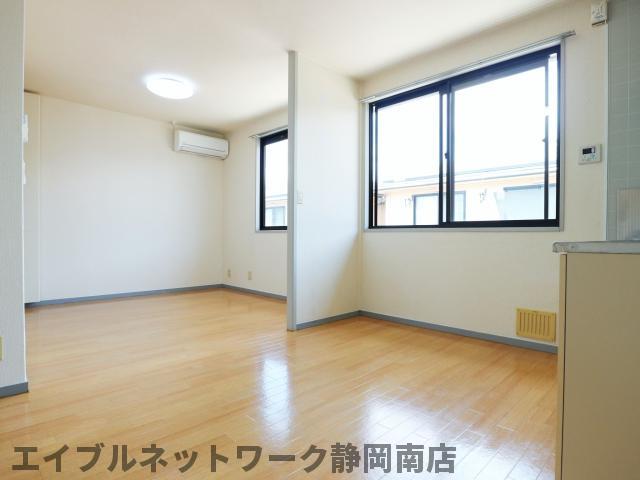 居室・リビング　ゆったりとしたリビングです