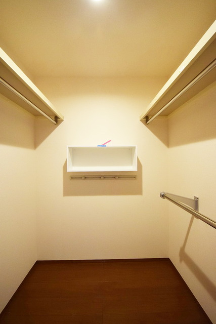 収納　☆ウォークインでお部屋スッキリ☆