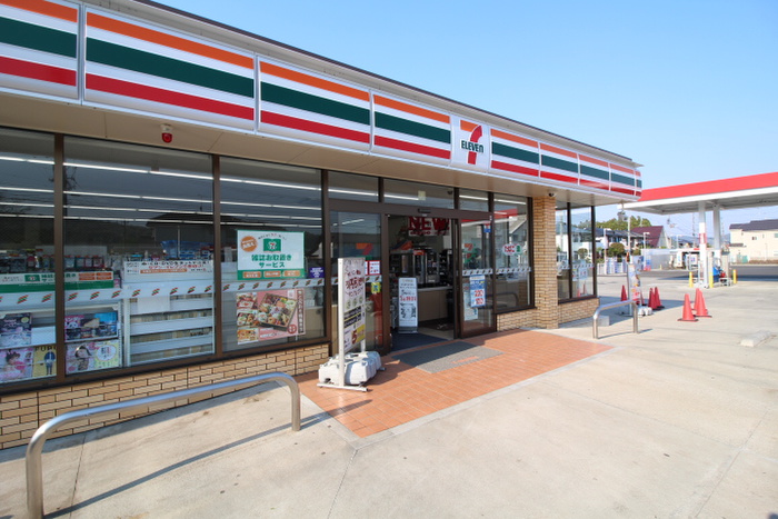 コンビニ　セブンイレブン　上愛子街道店（コンビニ）まで800m
