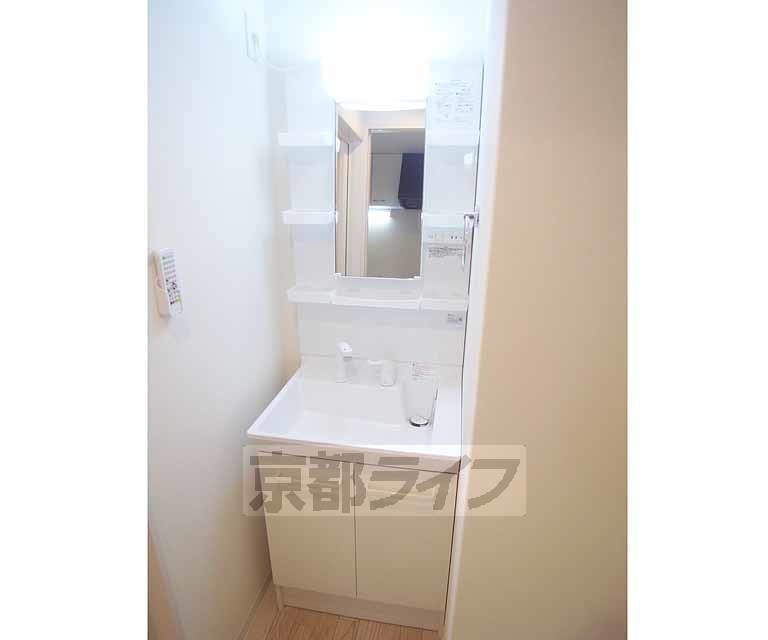 洗面設備　シャンプードレッサーです。