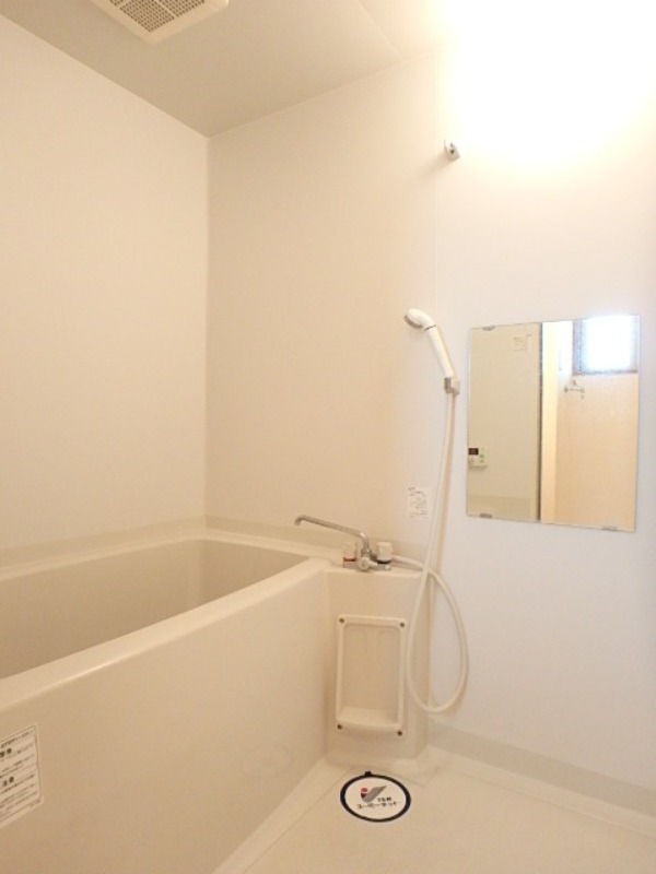 バス・シャワールーム　図面と現状に相違がある場合には現状を優先
