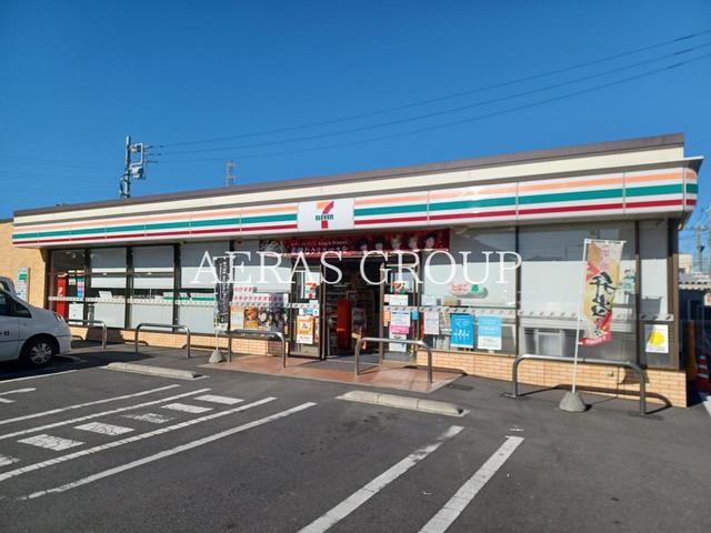 コンビニ　セブン-イレブン 草加氷川町店（コンビニ）まで111m