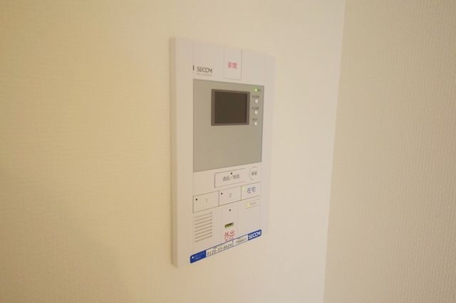 セキュリティ　★SECOM完備、安心のモニターインターホン★