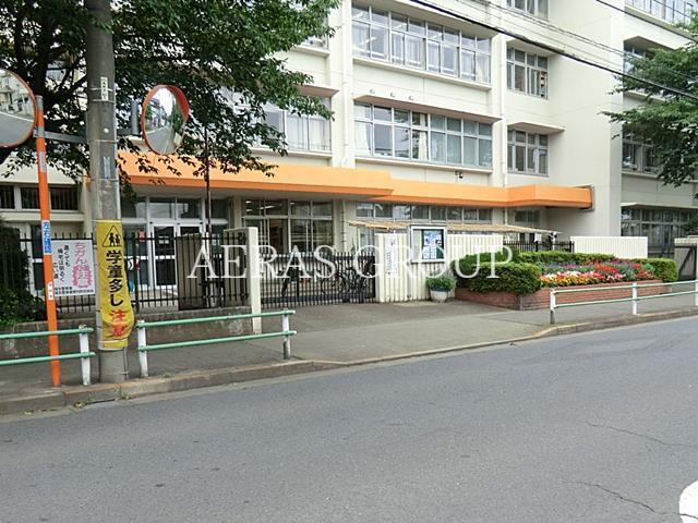 小学校　羽村市立武蔵野小学校（小学校）まで584m