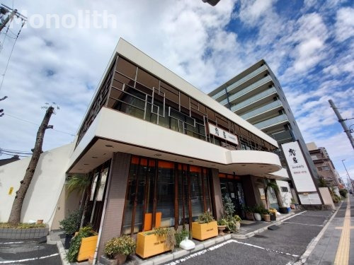 飲食店　虎屋sweets株式会社本店（飲食店）まで574m
