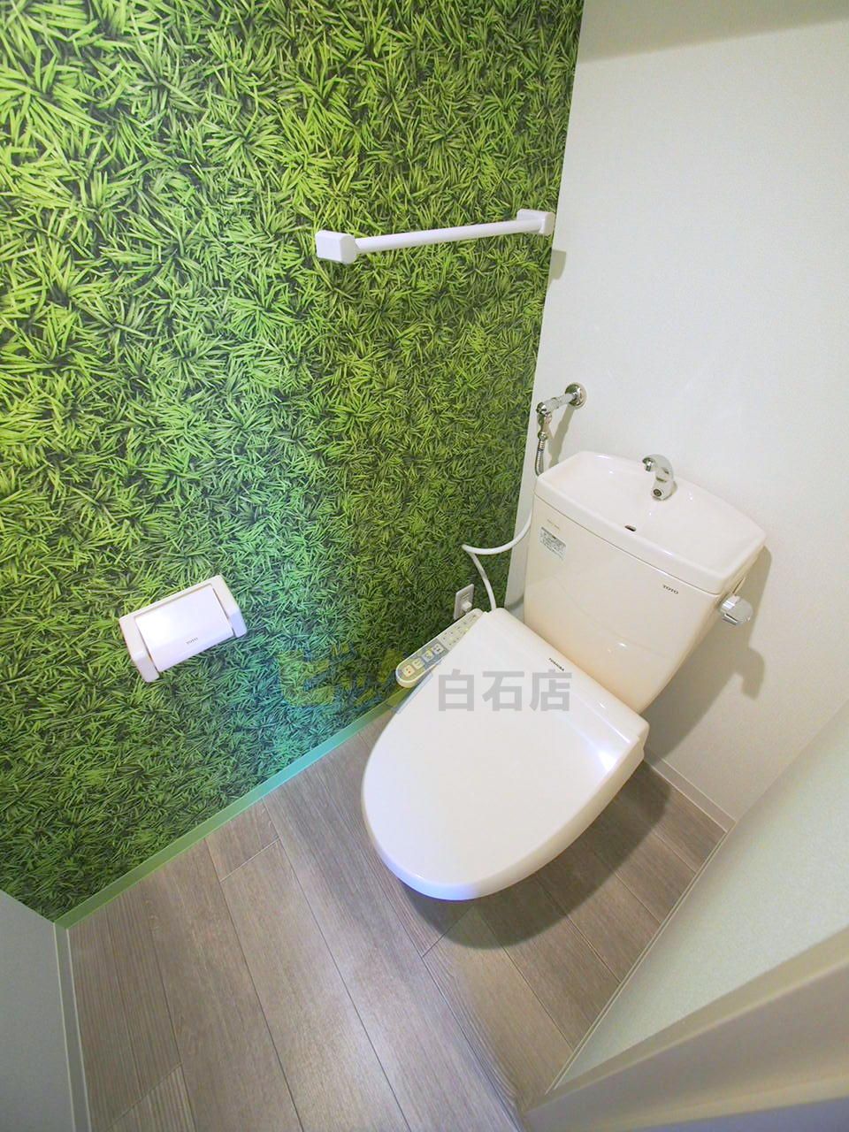 トイレ　ウォシュレット付きのトイレです♪