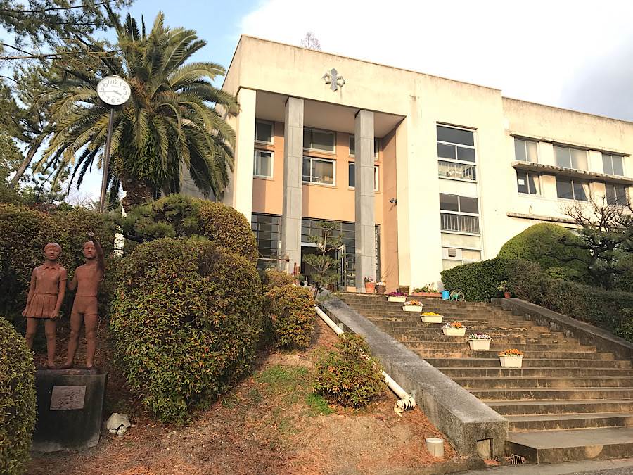 中学校　西宮市立大社中学校（中学校）まで364m