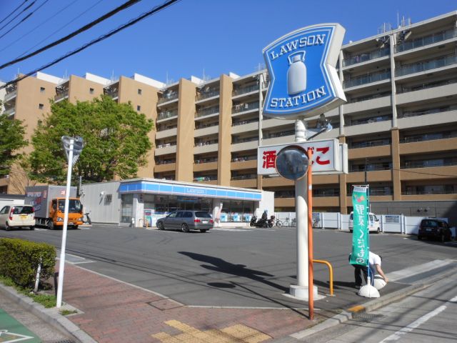 コンビニ　ローソン（コンビニ）まで190m