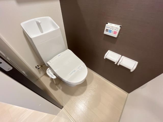 トイレ　シャワー付トイレ