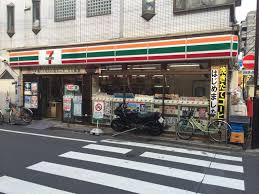 コンビニ　セブンイレブン墨田向島5丁目店（コンビニ）まで138m