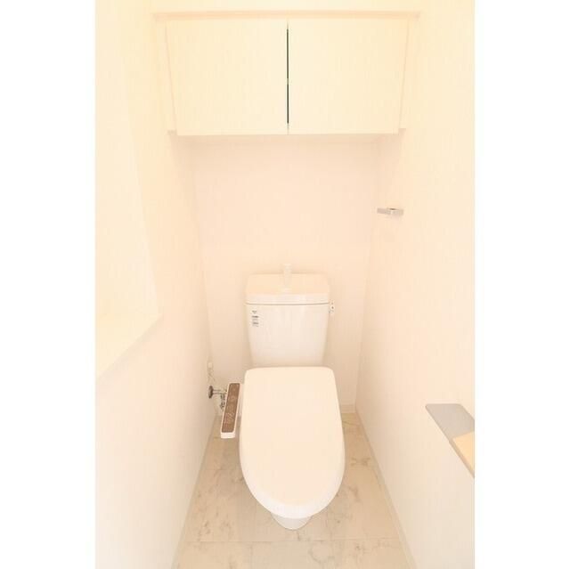 トイレ　落ち着いたトイレです